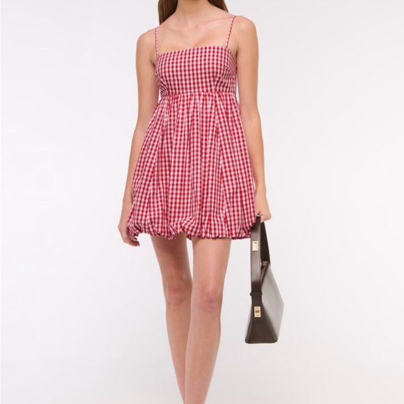 Abercrombie & Fitch Dresses & Skirts - Abercrombie & Fitch Babydoll Bubble Hem Mini Dress